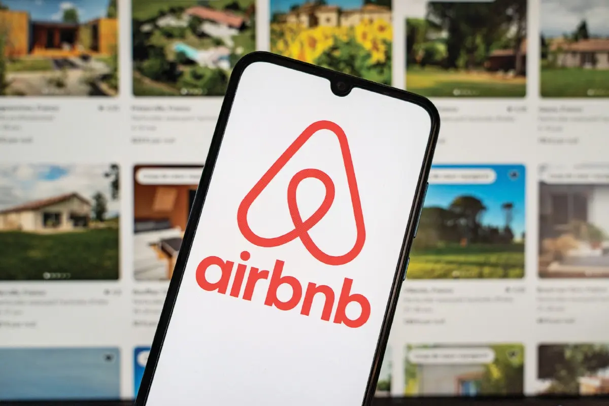 Why Licensing Airbnb in Egypt Could Help Tourism… or Hurt It