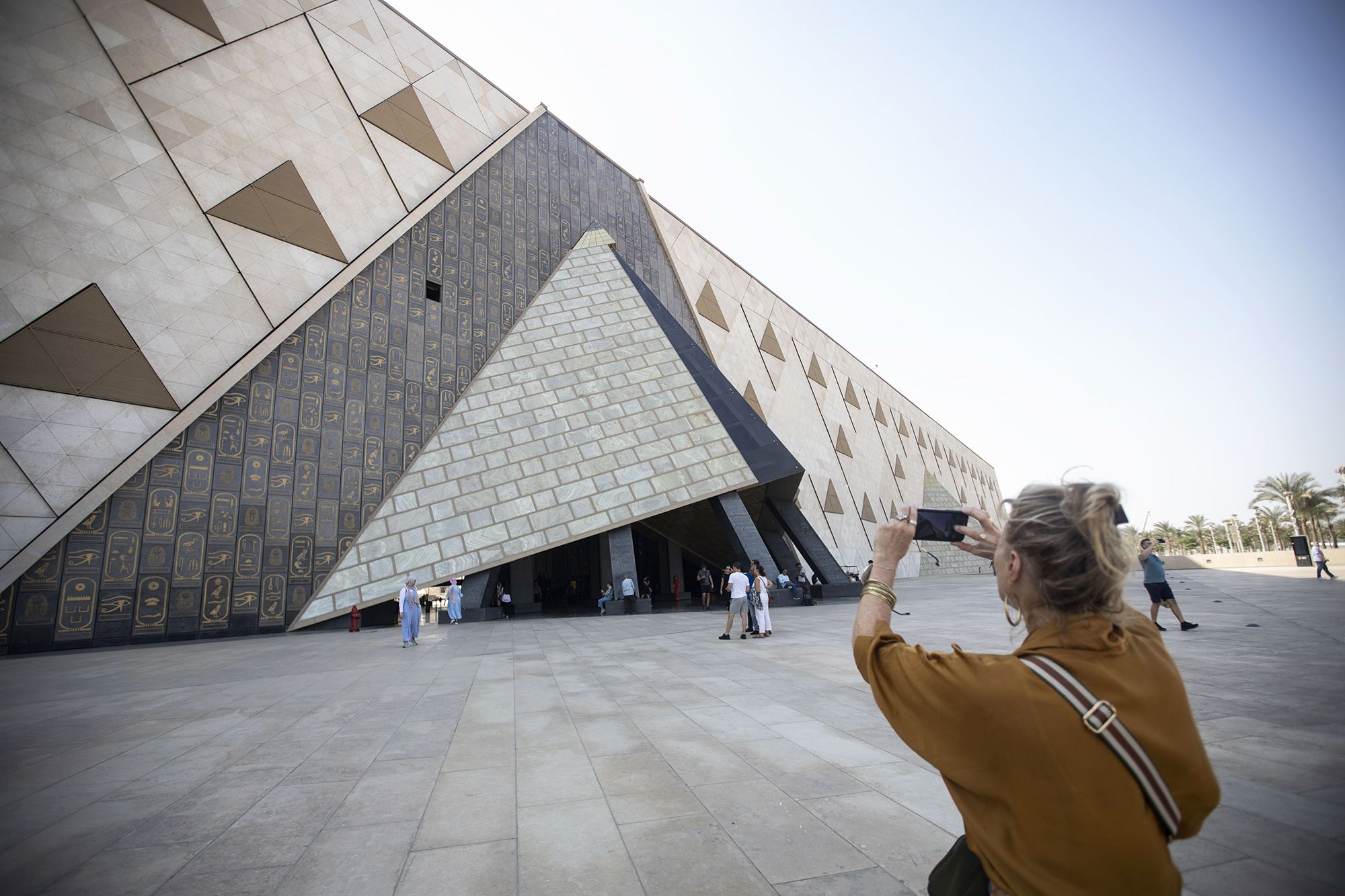 Revolutionizing Egyptian Tourism The Grand Egyptian Museum's Tale of Change